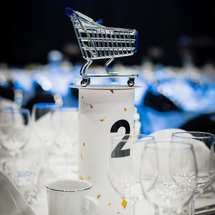 Personlig dukning under ett jubileumsevent för alla Gekås anställda.